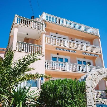 Apartment In Crikvenica 39210 Eksteriør bilde